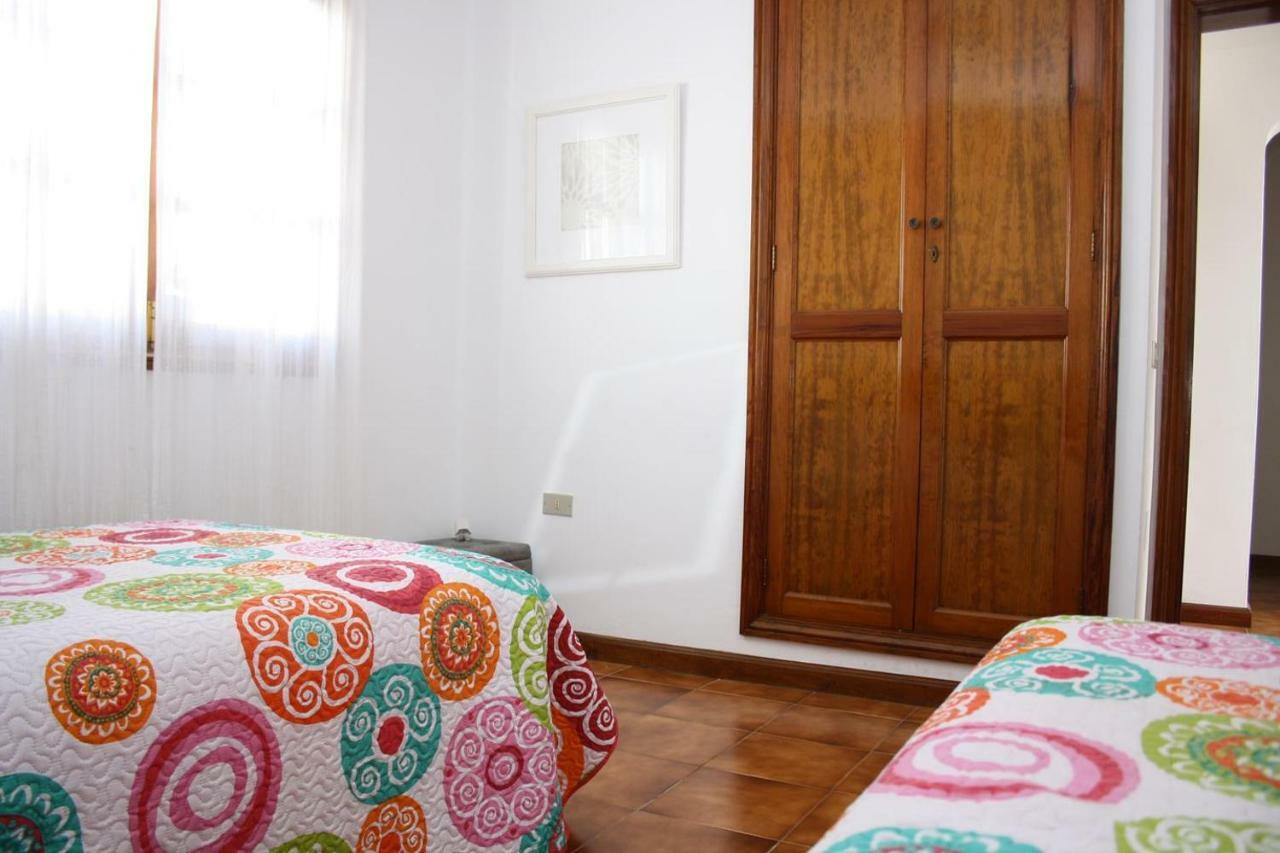 Villa Corona Roses ปูแอร์โตเดลคาร์เมน ภายนอก รูปภาพ
